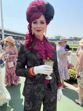 Derby Days Hair Accessory for the woman who is the statement! Hats extra extra!